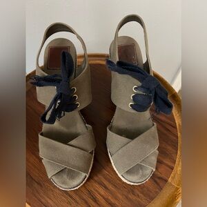 Tory Burch Lace Up Canvas Espadrille Wedge size 11